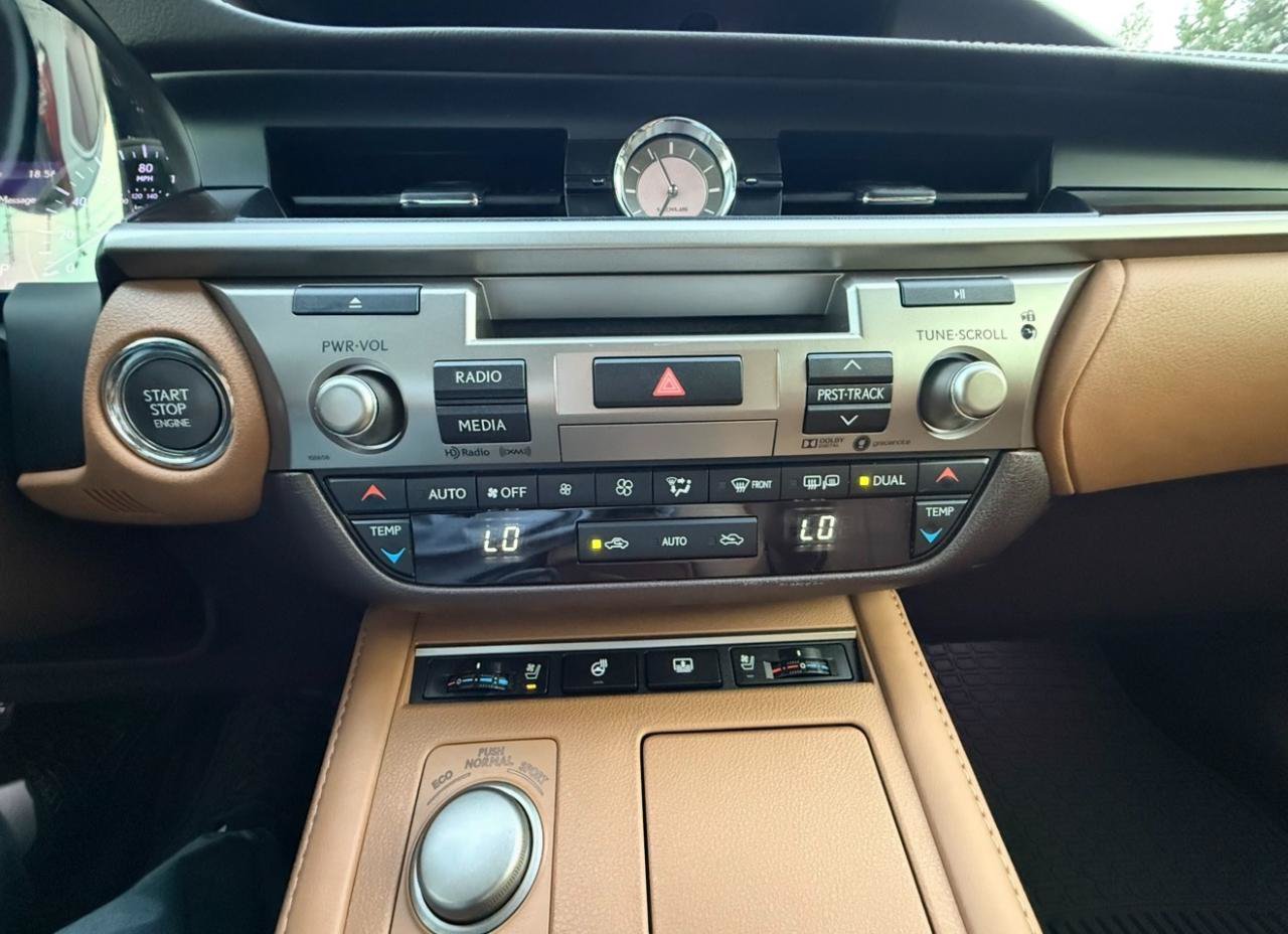 Used 2017 Lexus ES 350 w/ Luxury Package FWD image 22