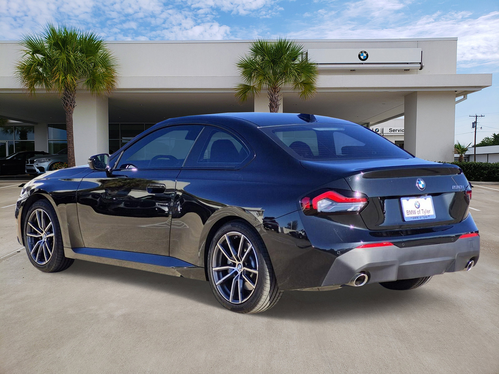 Certified 2025 BMW 230i 230i w/ Convenience Package image 6