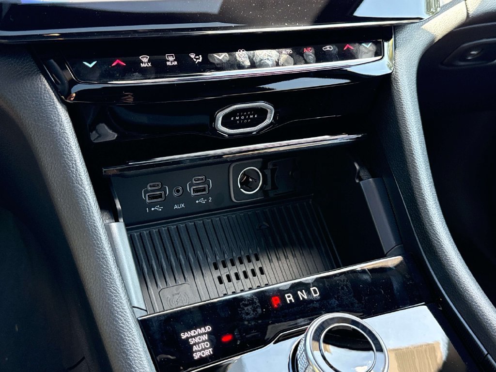 New 2027 Jeep Grand Cherokee Altitude AWD/4WD image 21