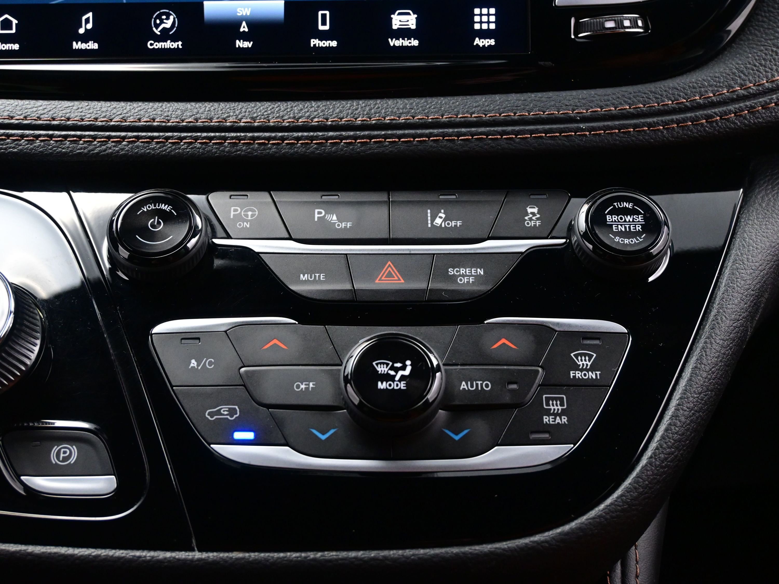 Used 2024 Chrysler Pacifica Pinnacle image 22