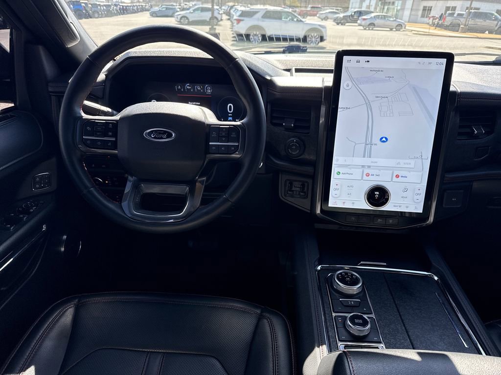 Used 2024 Ford Expedition Limited image 23