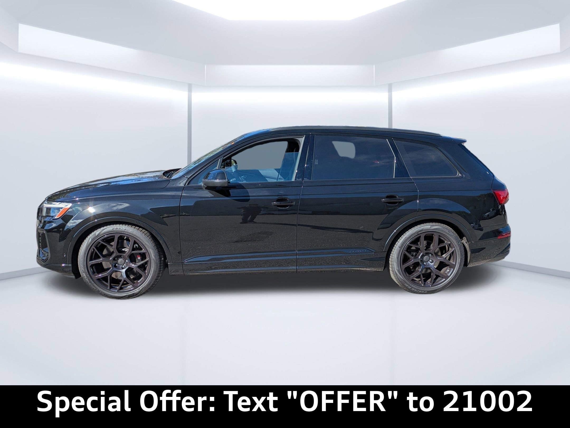 New 2026 Audi SQ7 Premium Plus AWD/4WD image 7