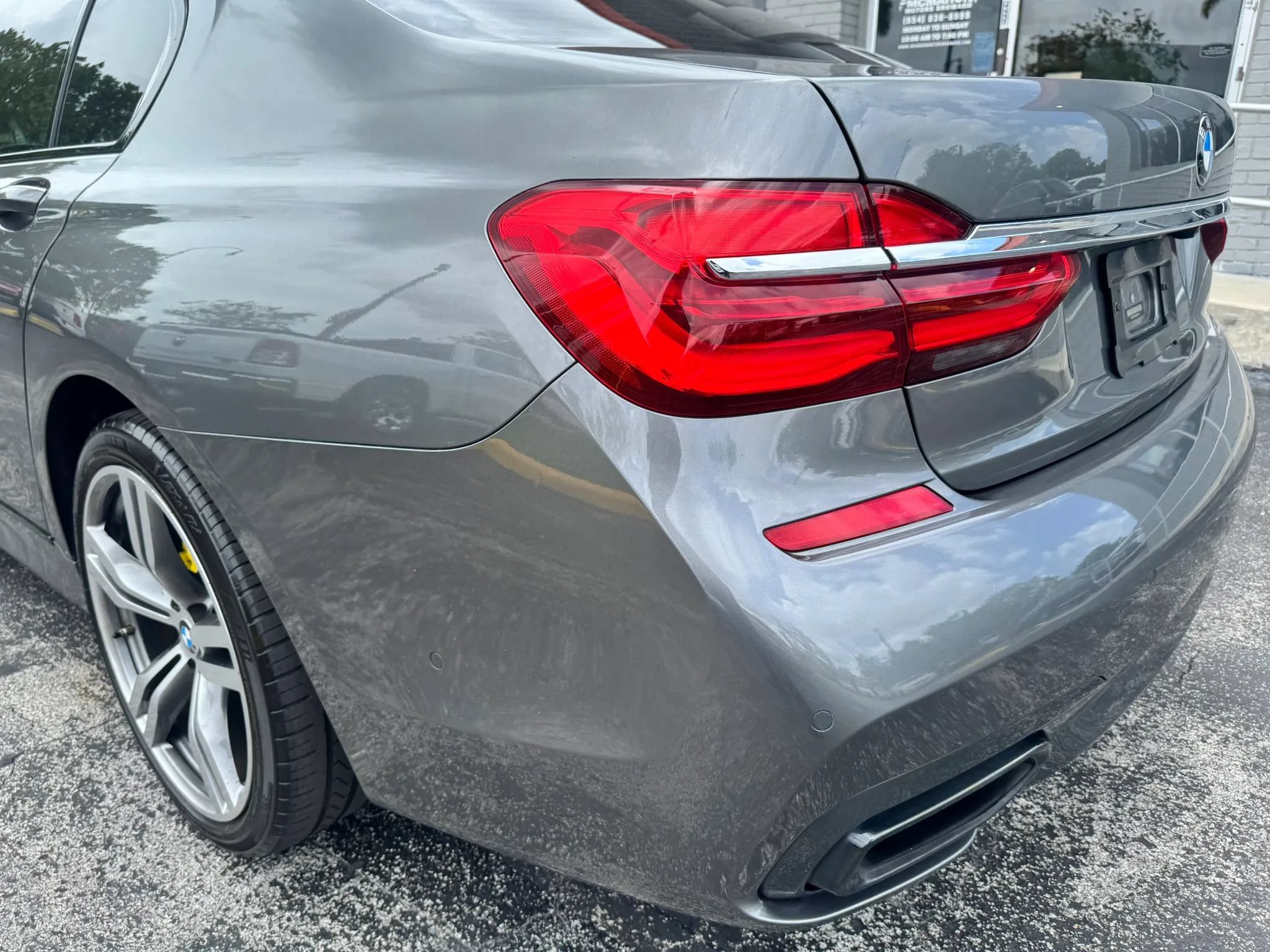 Used 2016 BMW 750i xDrive AWD/4WD image 54