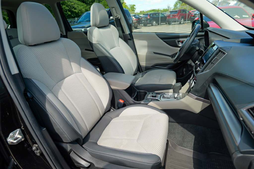 Used 2021 Subaru Forester Premium AWD/4WD image 35