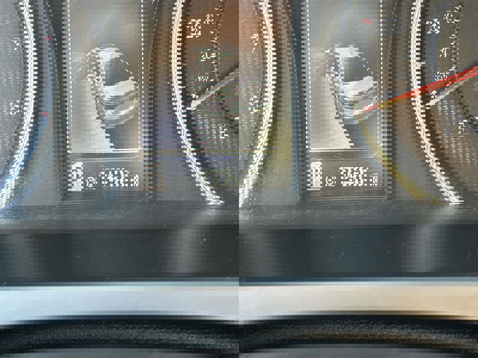 Used 2015 Toyota Camry SE image 18