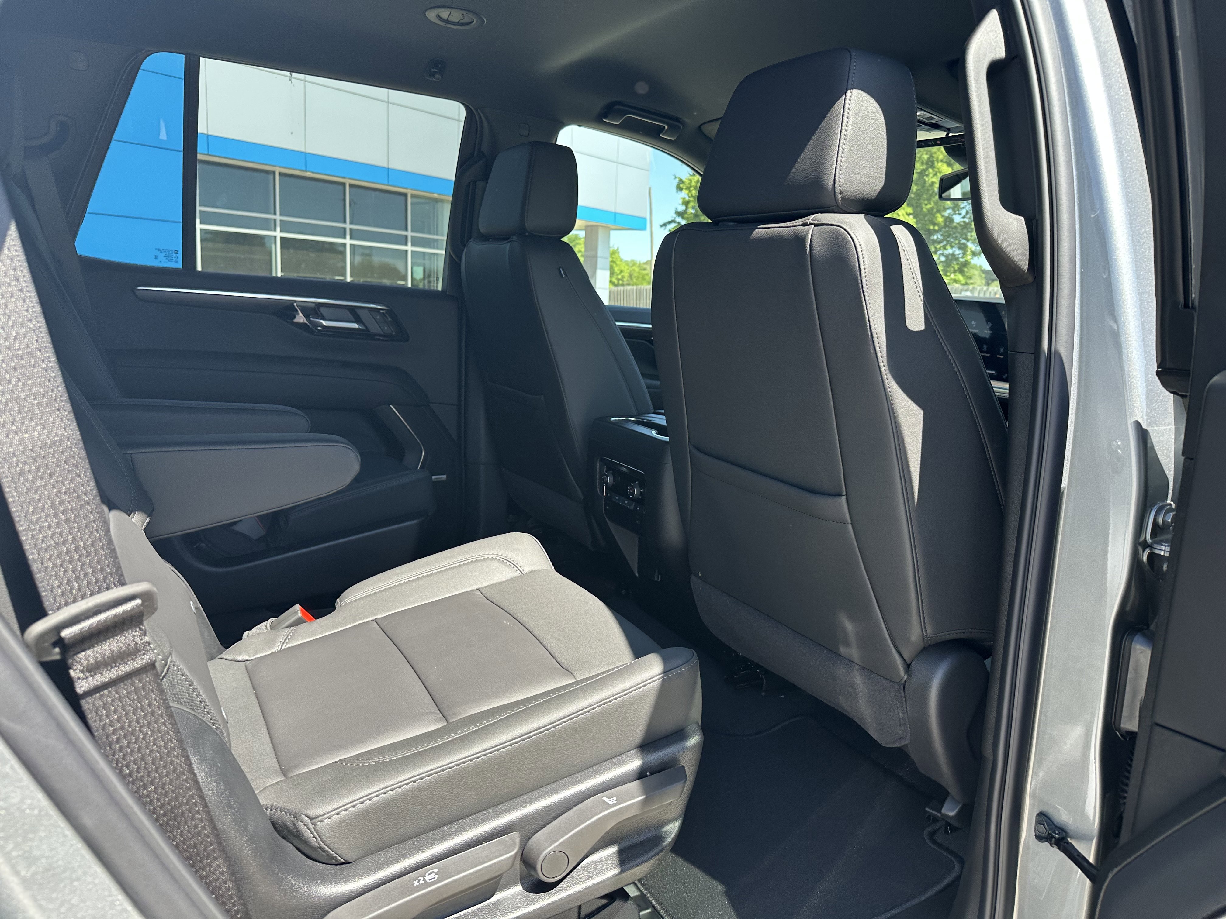 New 2026 Chevrolet Tahoe LT w/ Comfort Package AWD/4WD image 28