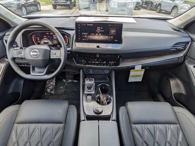 New 2026 Nissan Rogue Platinum AWD/4WD image 16