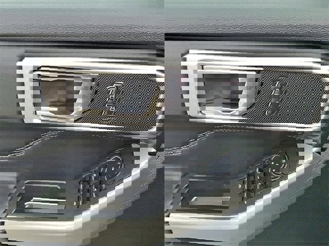 Certified 2022 Ford Explorer XLT w/ Equipment Group 202A image 2