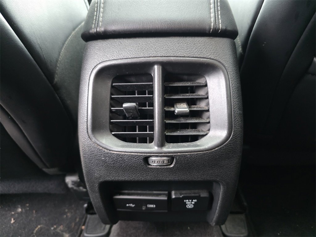 Used 2019 Jeep Cherokee Limited image 11