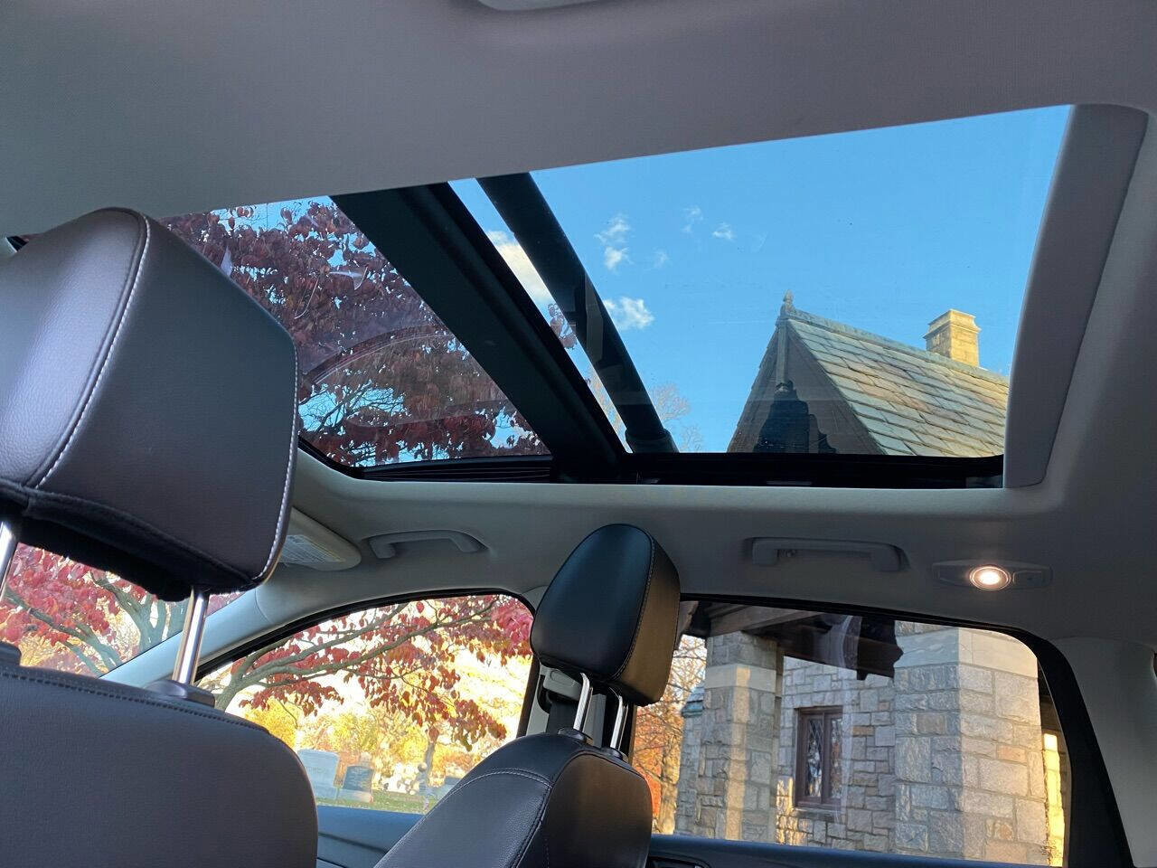 Used 2017 Ford Escape Titanium w/ Canadian Touring Package image 38