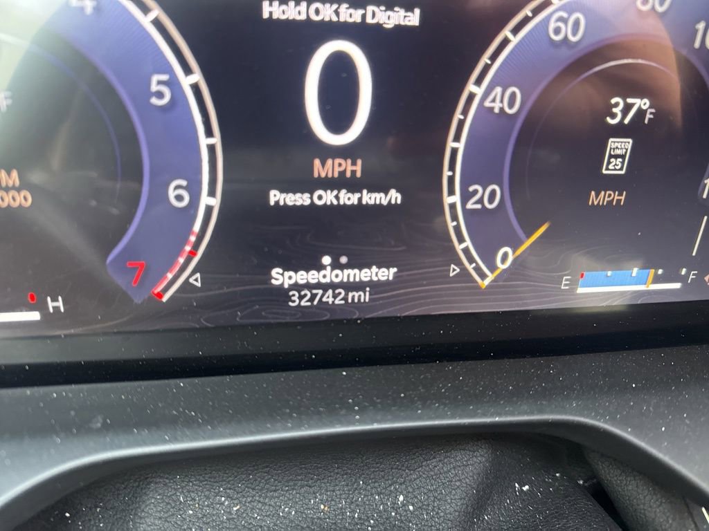 Used 2021 Jeep Grand Cherokee L Summit w/ Luxury Tech Group V image 20