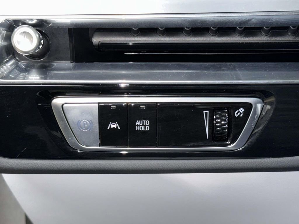 Used 2025 Cadillac Lyriq Sport AWD/4WD image 26