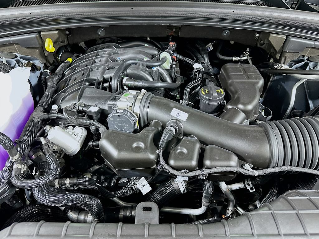 New 2025 Jeep Grand Cherokee Altitude AWD/4WD image 18