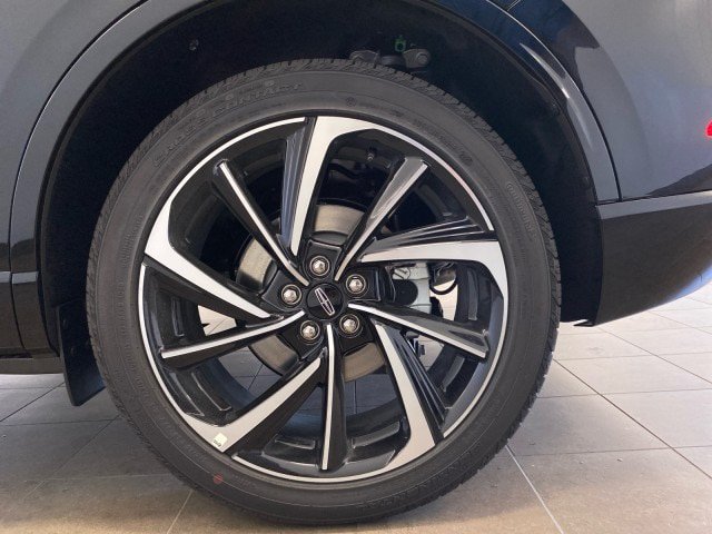 New 2025 Lincoln Corsair Grand Touring w/ Equipment Group 302A AWD/4WD image 24