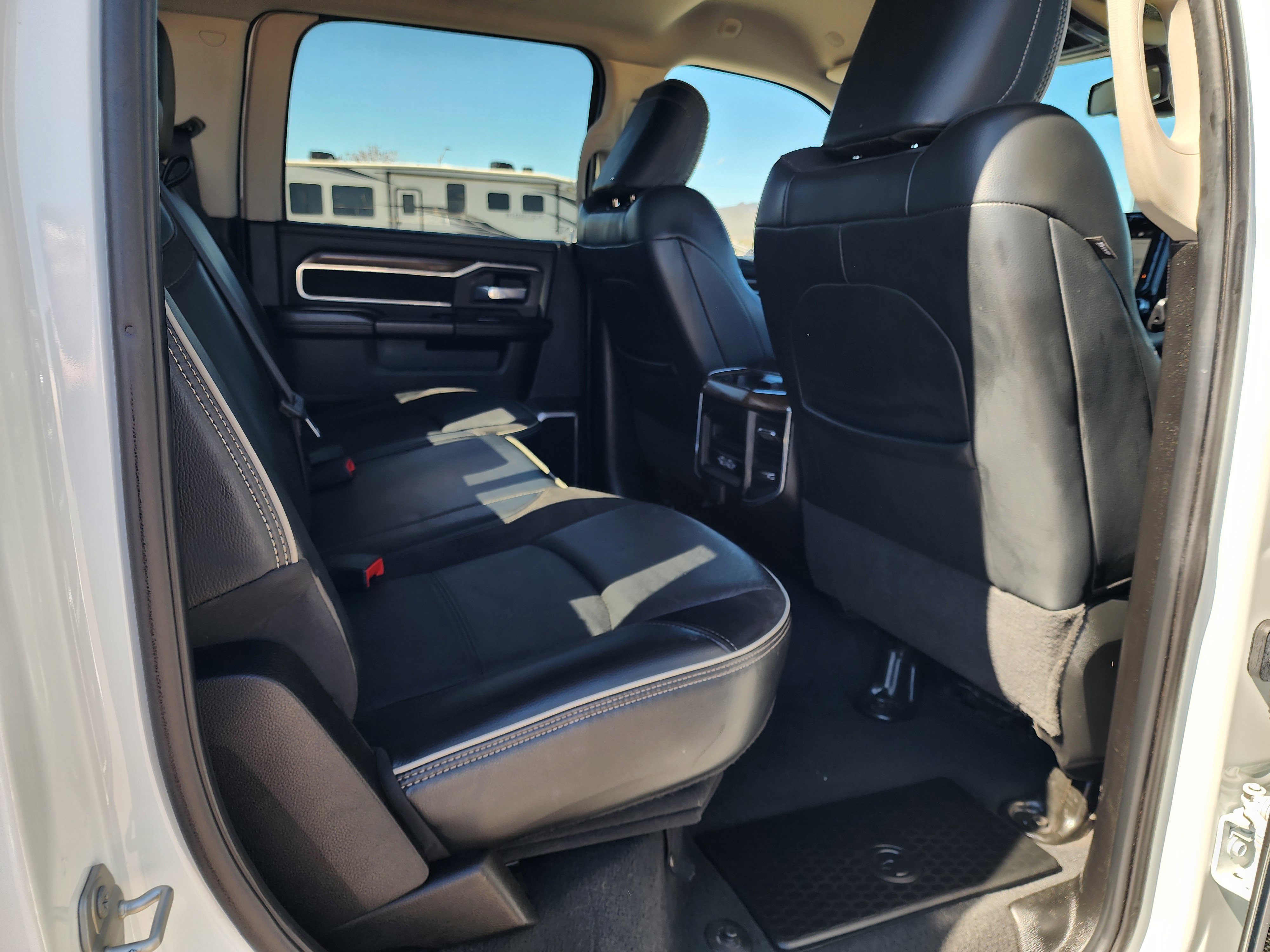 Used 2024 RAM 2500 Laramie image 16