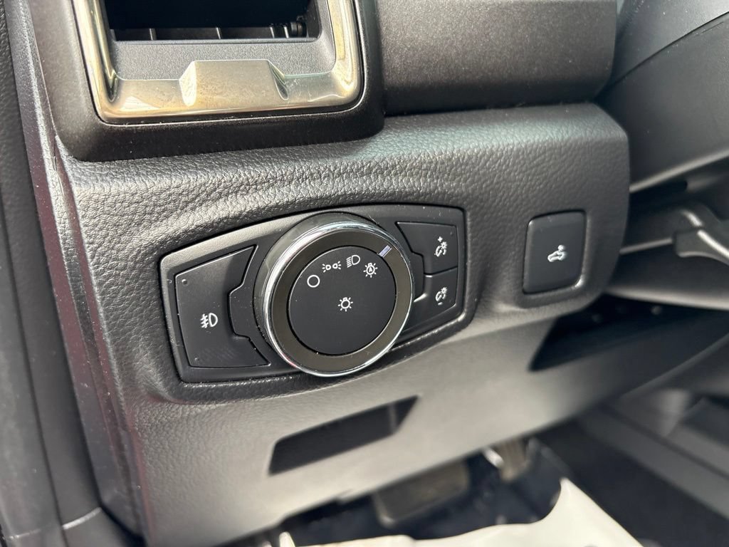 Used 2021 Ford Ranger Lariat w/ Tremor Off-Road Package AWD/4WD image 22