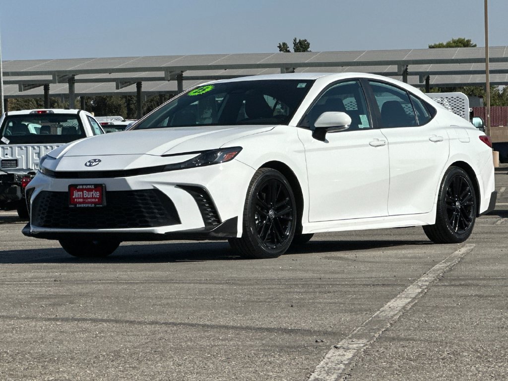 Used 2025 Toyota Camry SE
