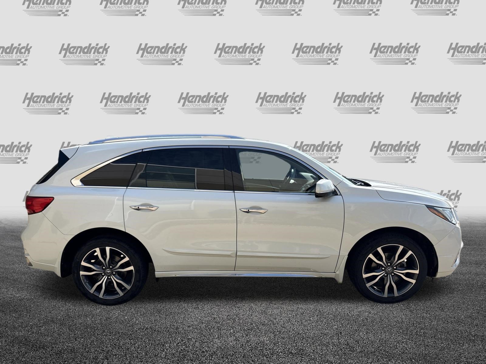 Used 2019 Acura MDX SH-AWD w/ Advance Package image 11