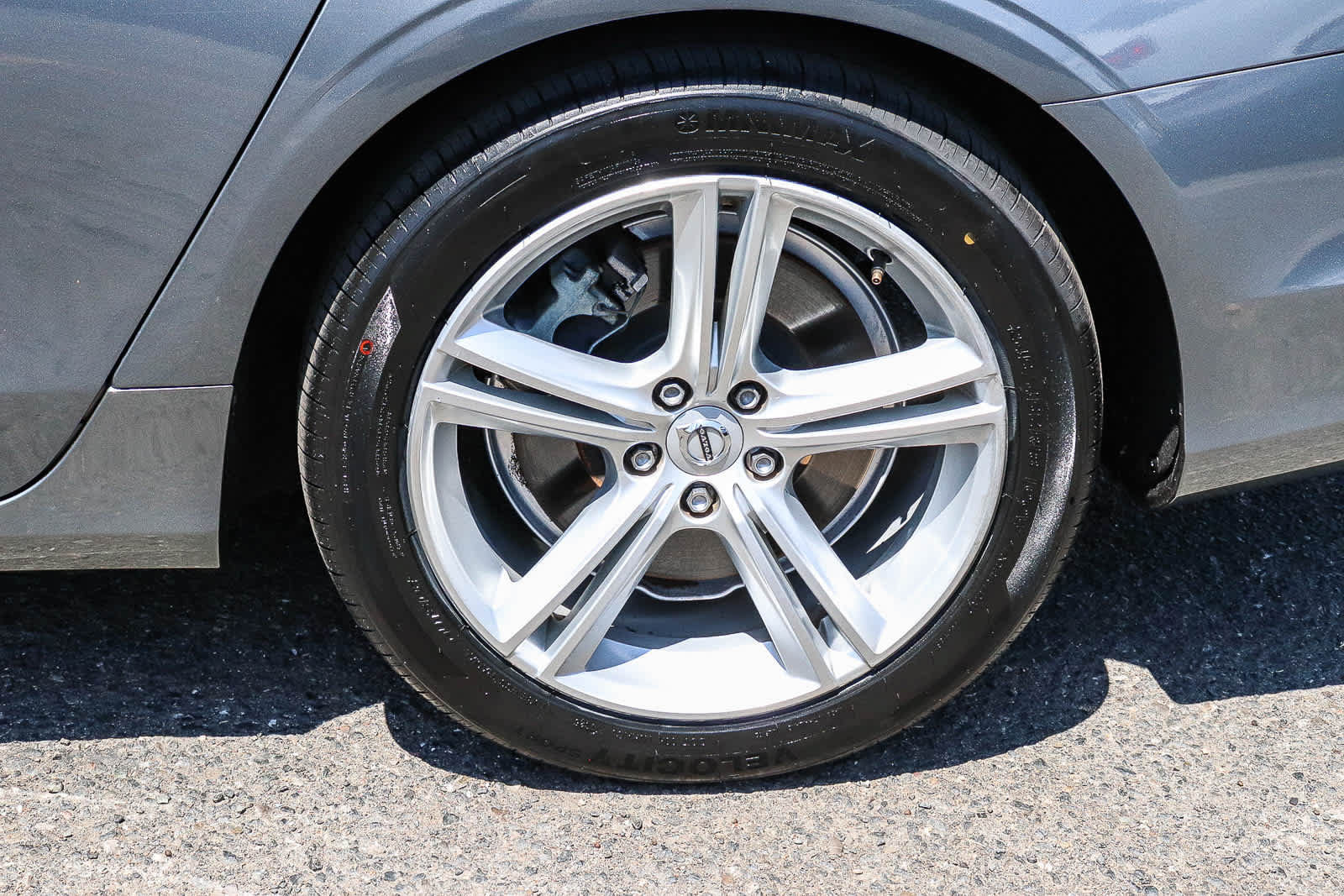 Used 2018 Volvo S90 T5 Momentum w/ Convenience Package FWD image 13