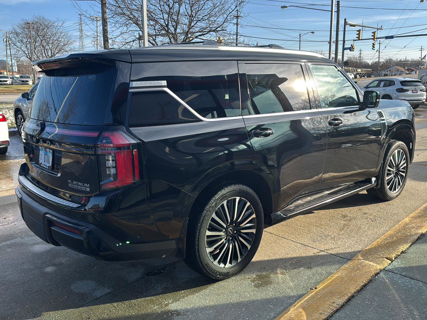 Certified 2025 Nissan Armada Platinum Reserve image 3