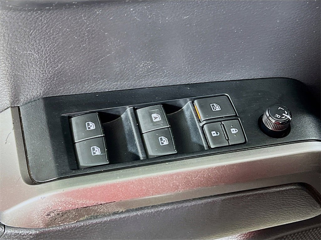 Certified 2022 Toyota Tacoma SR5 image 17