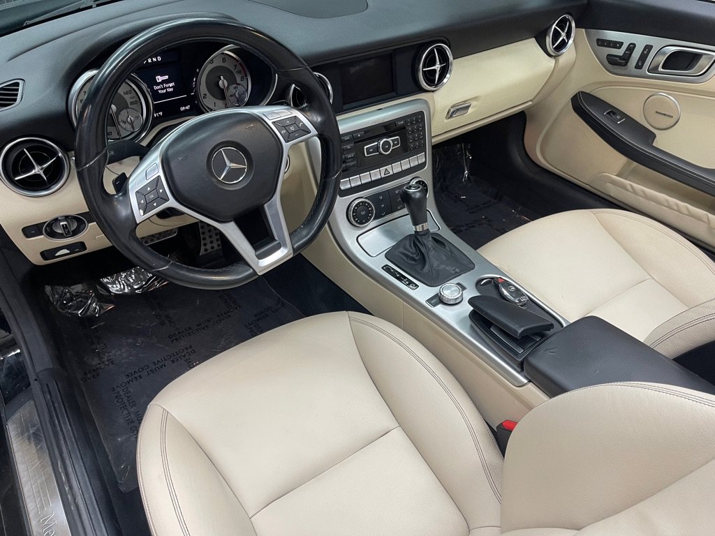 Used 2013 Mercedes-Benz SLK 250 image 23