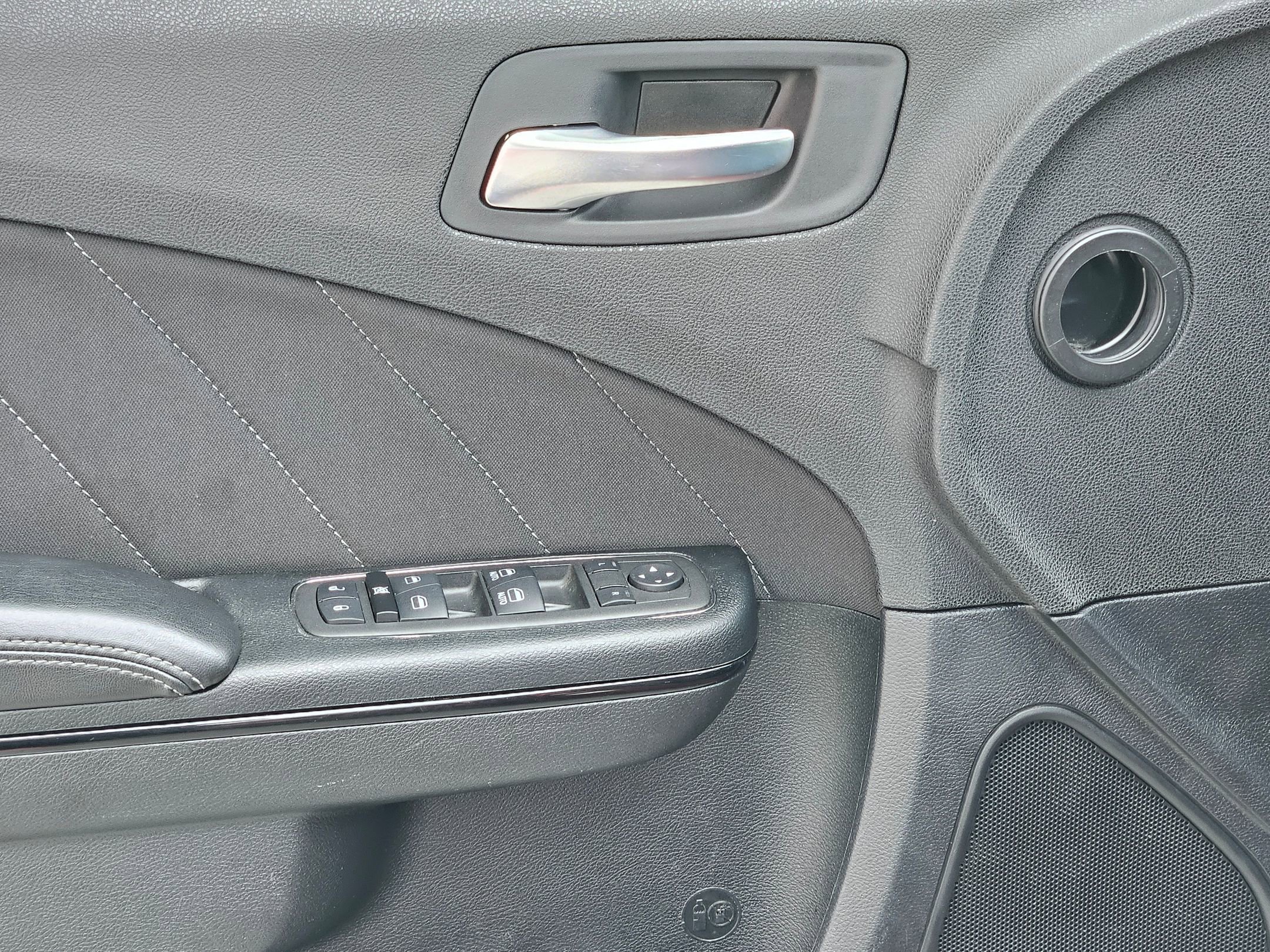 Used 2023 Dodge Charger R/T w/ Blacktop Package image 19