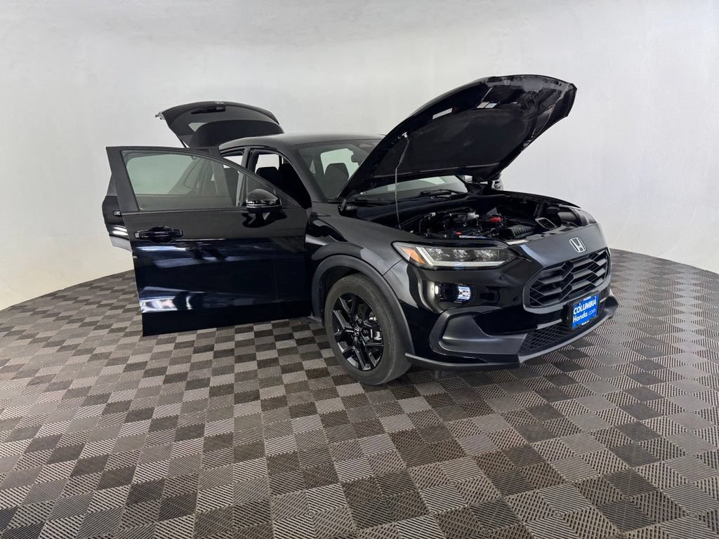 Certified 2025 Honda HR-V Sport image 13