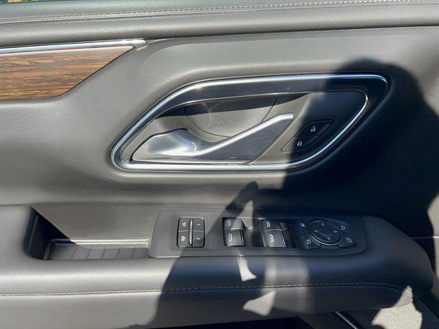 Used 2024 Chevrolet Tahoe High Country image 13