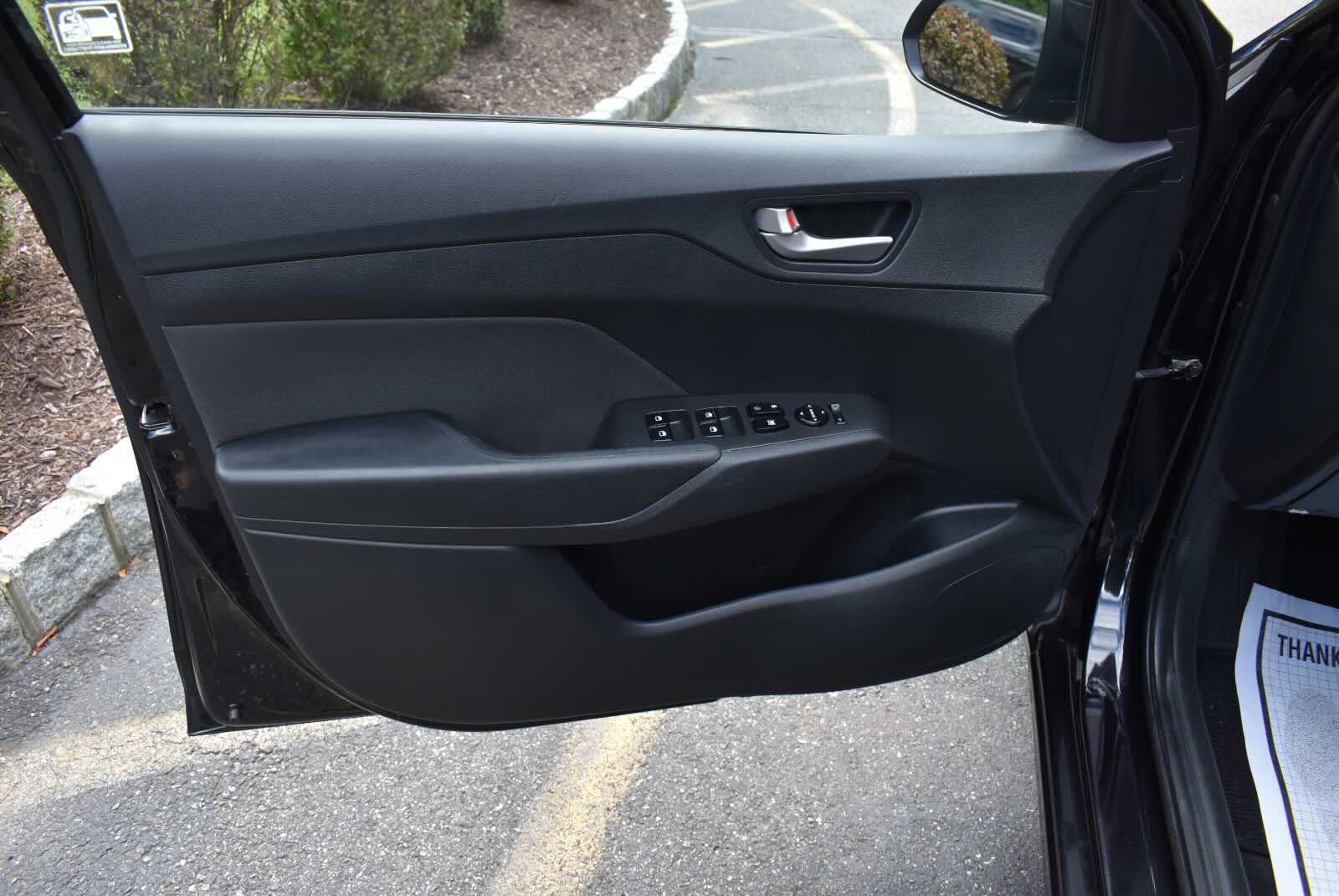 Used 2020 Hyundai Accent SE FWD image 56