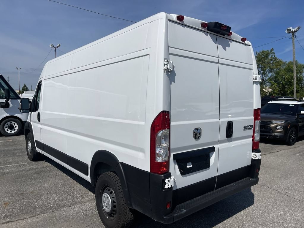 Used 2025 RAM ProMaster 2500 w/ Convenience Group FWD image 13
