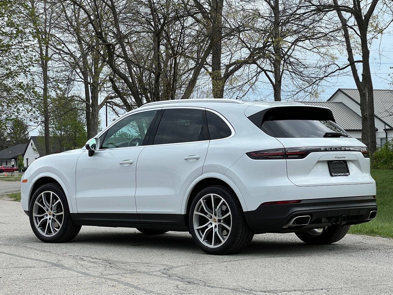 Certified 2020 Porsche Cayenne AWD/4WD image 3