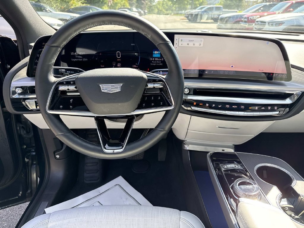Certified 2024 Cadillac Lyriq Sport w/ LPO, Floor Liner Package AWD/4WD image 6