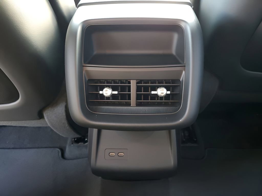 New 2026 Cadillac Lyriq Sport image 21