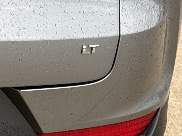 Used 2024 Chevrolet TrailBlazer LT w/ Convenience Package FWD image 9