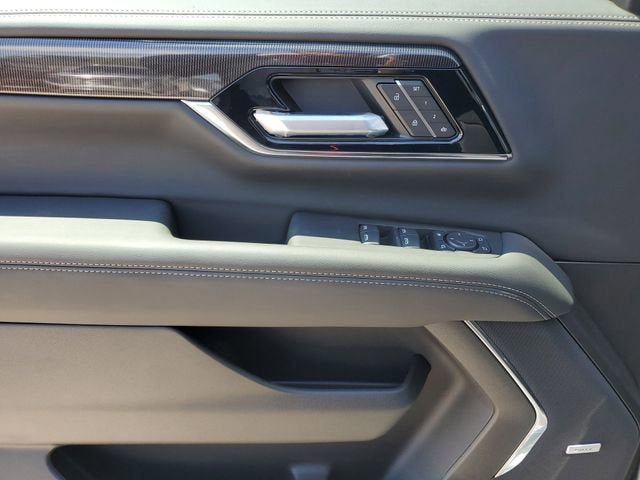 New 2026 GMC Yukon XL Elevation w/ Elevation Premium Package AWD/4WD image 17