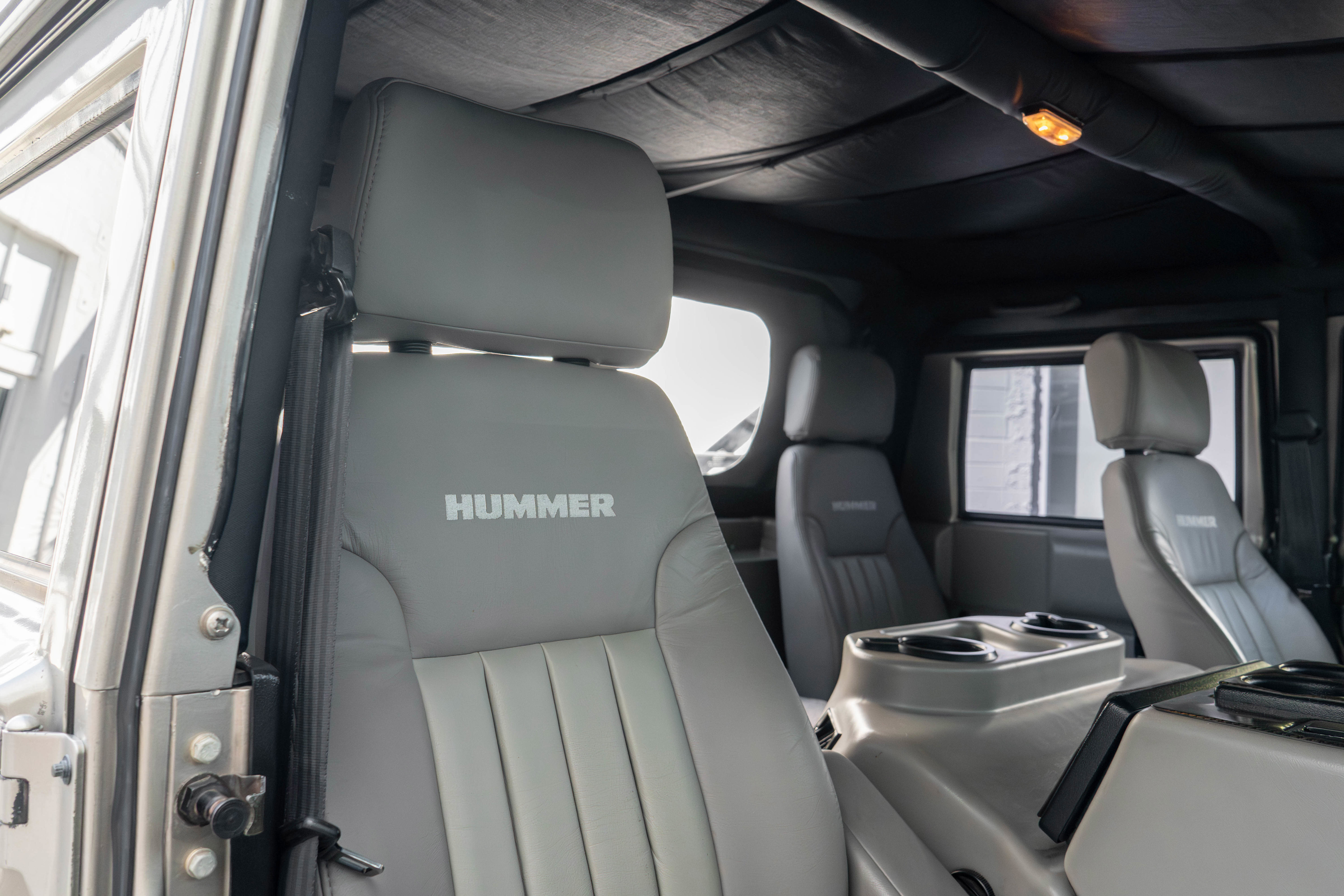 Used 2000 HUMMER H1 4-Door Open Top AWD/4WD image 31