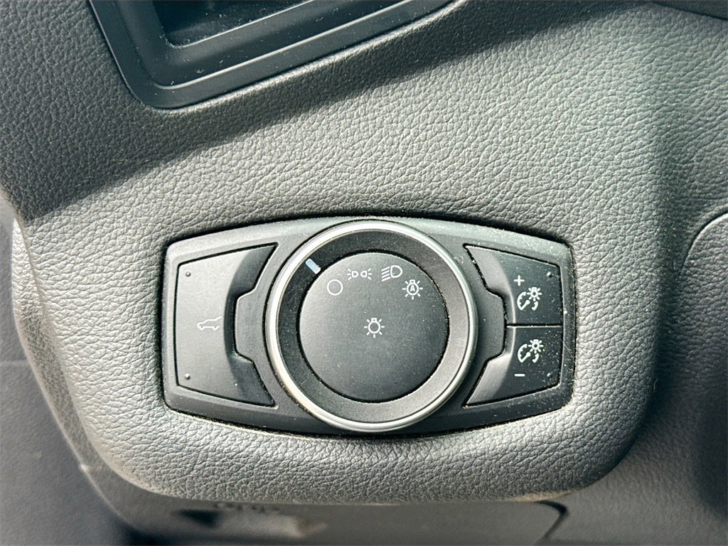 Used 2017 Ford Escape S image 10