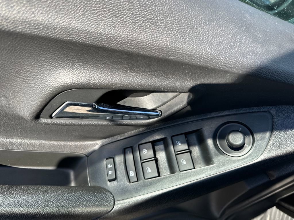 Used 2020 Chevrolet Trax Premier w/ LPO, Cargo Package image 18
