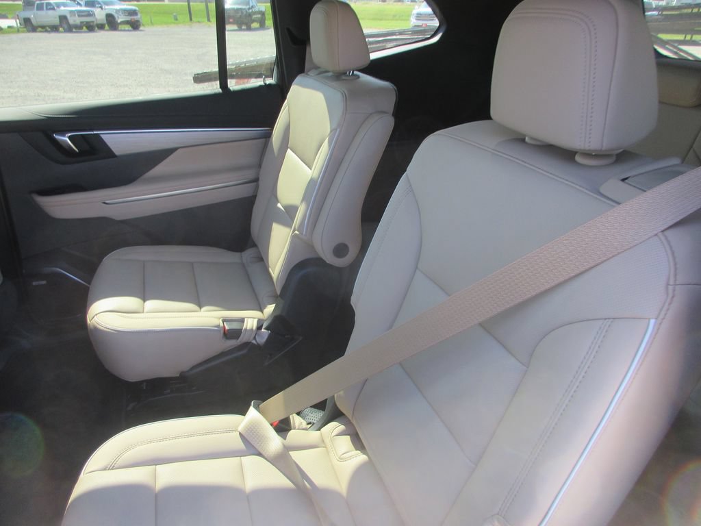 New 2027 Buick Enclave Preferred FWD image 12
