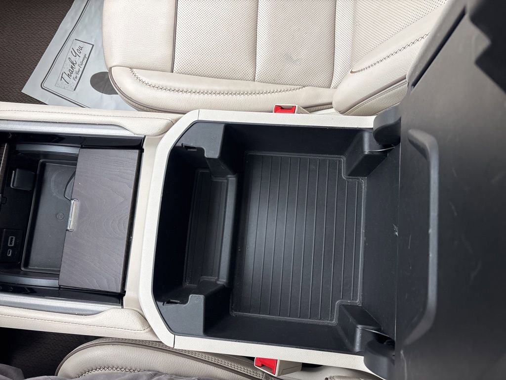 Used 2023 GMC Yukon Denali w/ Denali Reserve Package image 25