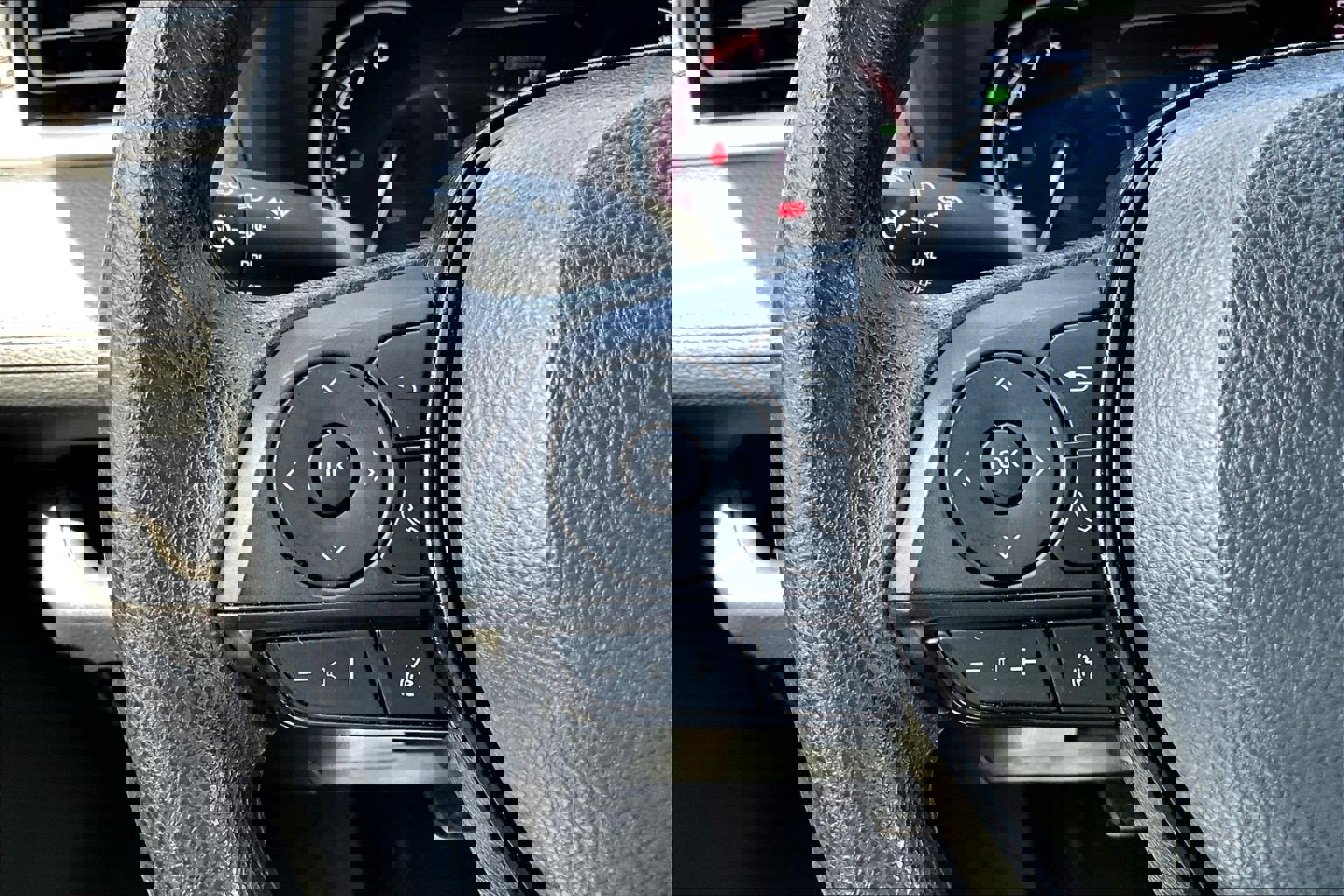 Used 2024 Toyota RAV4 LE image 17