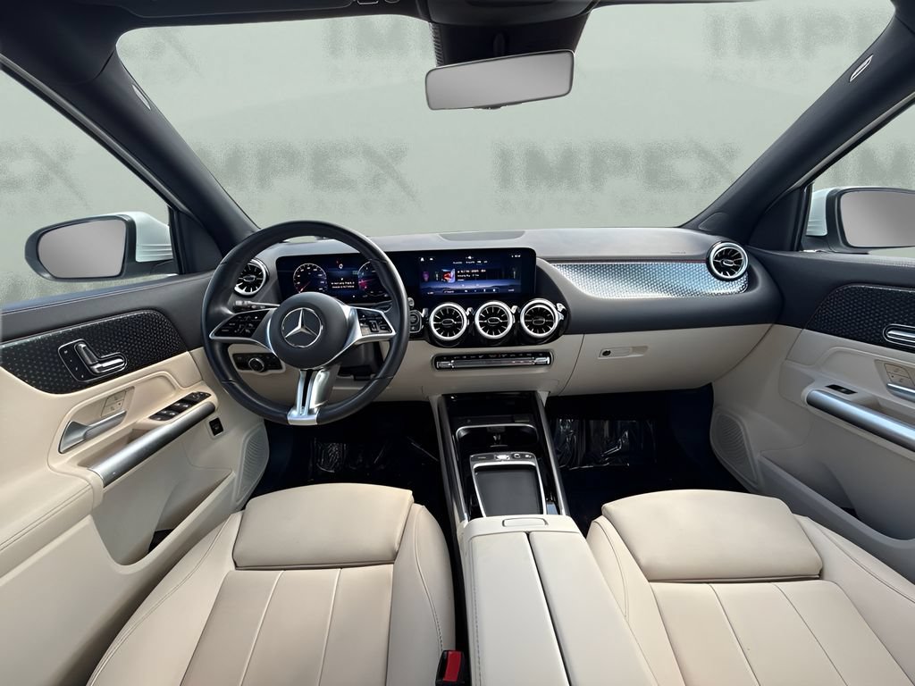 Used 2025 Mercedes-Benz GLA 250 image 11
