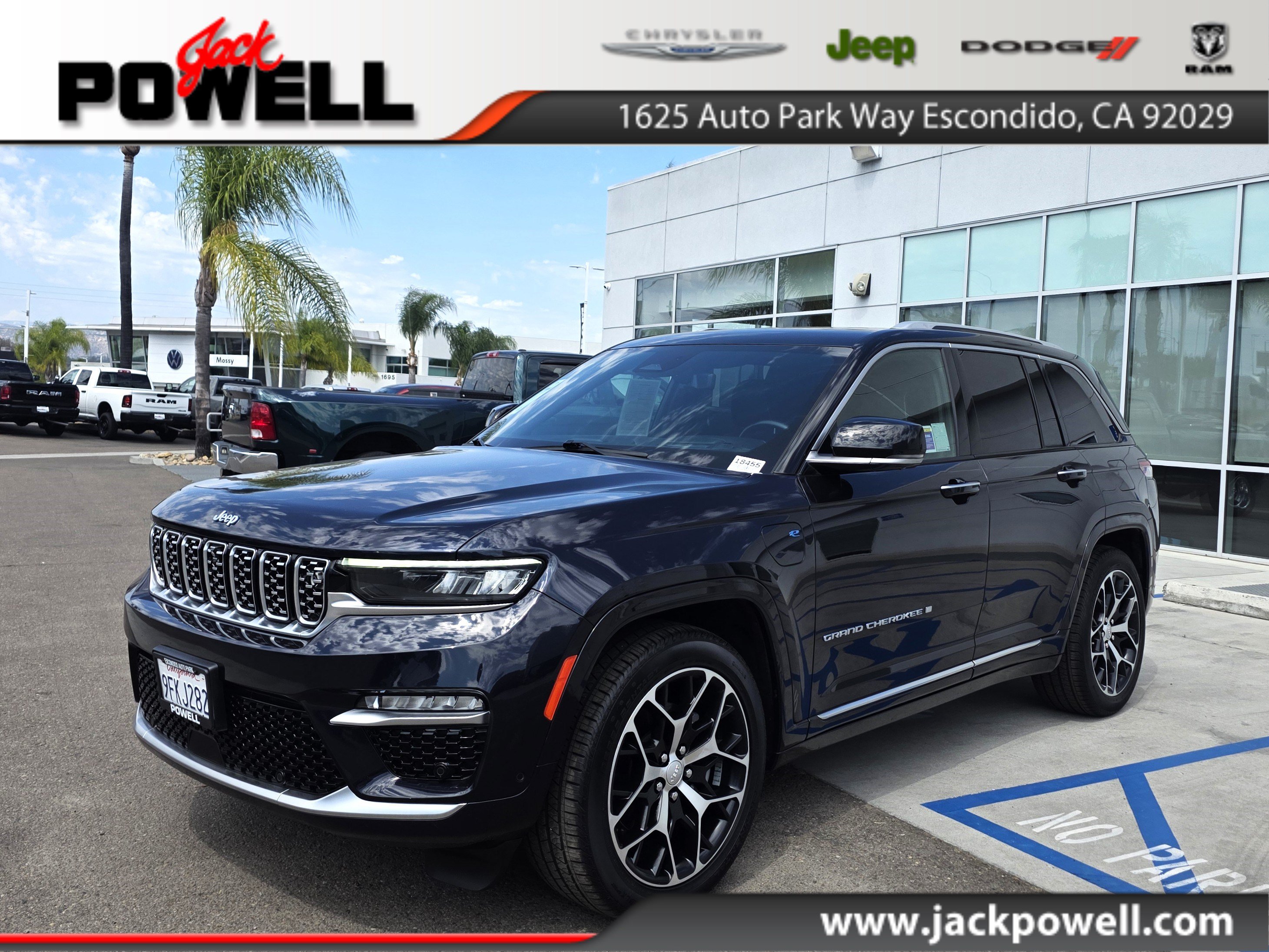 Certified 2022 Jeep Grand Cherokee Summit AWD/4WD video 1