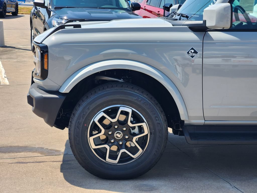 New 2026 Ford Bronco Outer Banks AWD/4WD image 7