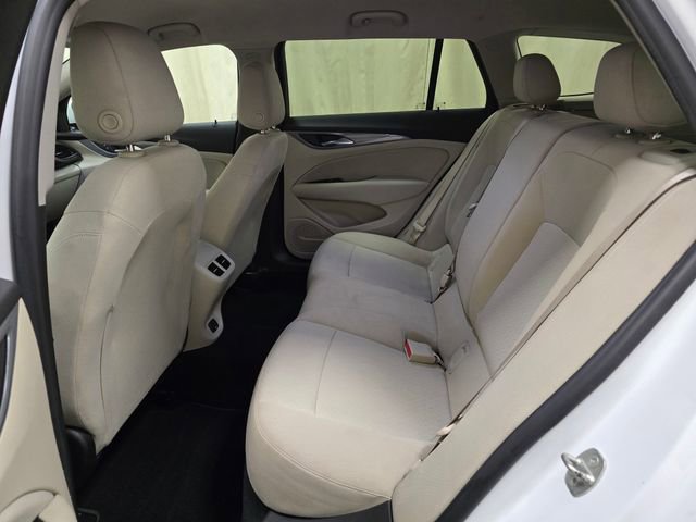 Used 2018 Buick Regal Preferred w/ Sights and Sounds Package image 29