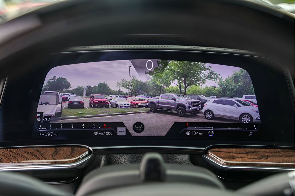 Used 2023 Cadillac Escalade Sport Platinum w/ LPO, ONYX Package image 11