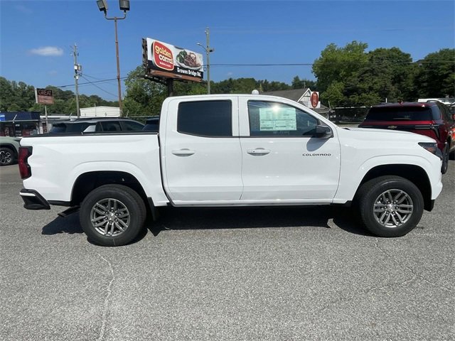 New 2025 Chevrolet Colorado LT image 2
