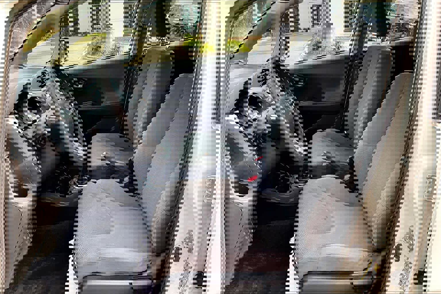 Used 2013 Honda Fit image 7