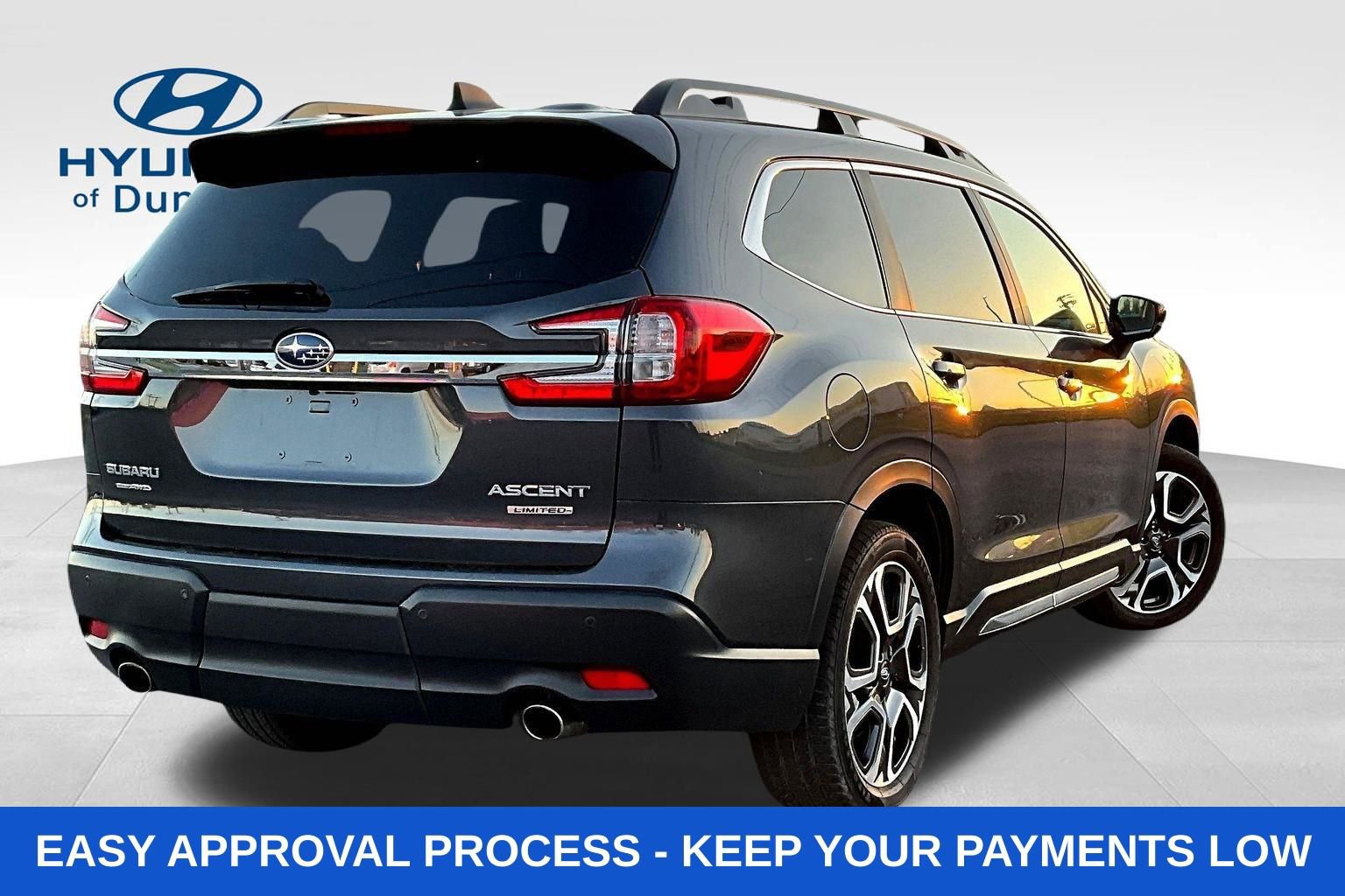 Used 2024 Subaru Ascent Limited w/ Technology Package AWD/4WD image 8